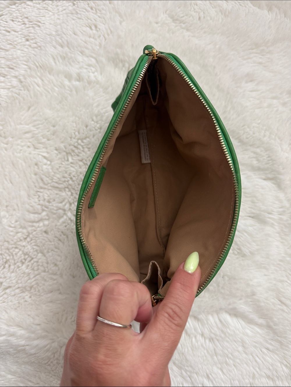 Bottega Veneta Green Woven Leather Cosmetic Bag - Picture 6 of 7